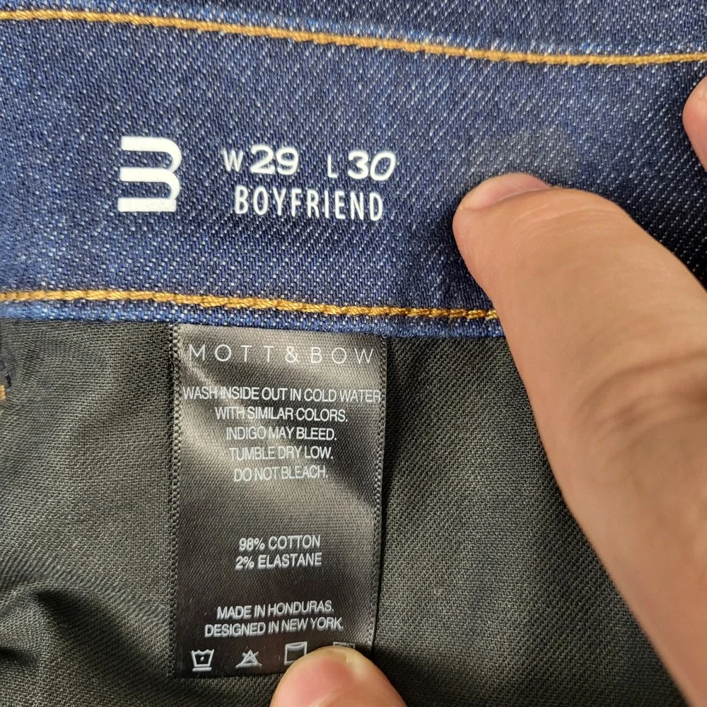 Mott & Bow Ludlow Boyfriend Jeans Womens 29x30 Fits 33x30 Dark Indigo Resin Wash